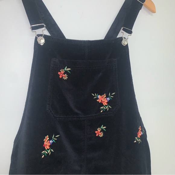 Topshop Moto Velour Embroidered Overall Dress Dungaree Black Floral Size 8 US - Picture 4 of 13